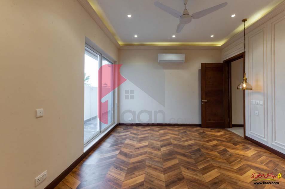 1 Kanal House for Sale in Block Q, Phase 7, DHA Lahore