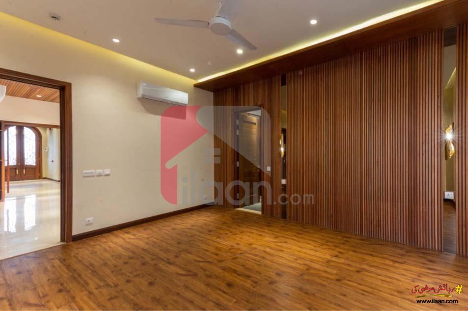 1 Kanal House for Sale in Block Q, Phase 7, DHA Lahore