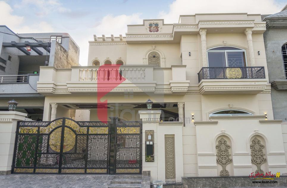 10.75 Marla House for Sale in Valencia Housing Society, Lahore