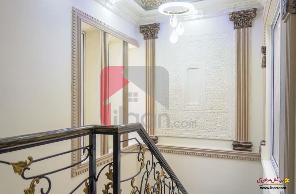 10.75 Marla House for Sale in Valencia Housing Society, Lahore