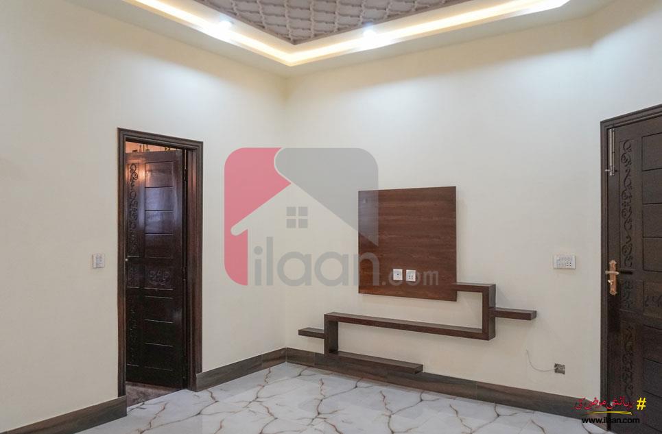 10.75 Marla House for Sale in Valencia Housing Society, Lahore