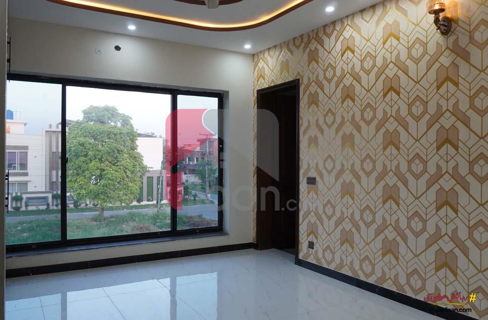1 Kanal House for Sale in Block D, Phase 1, NFC, Lahore