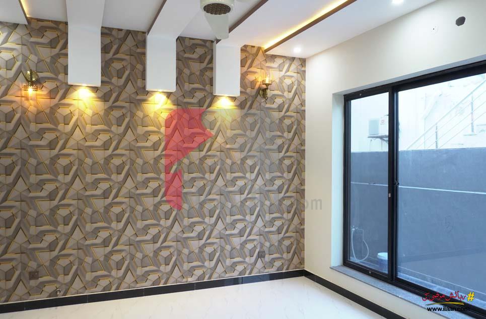 1 Kanal House for Sale in Block D, Phase 1, NFC, Lahore