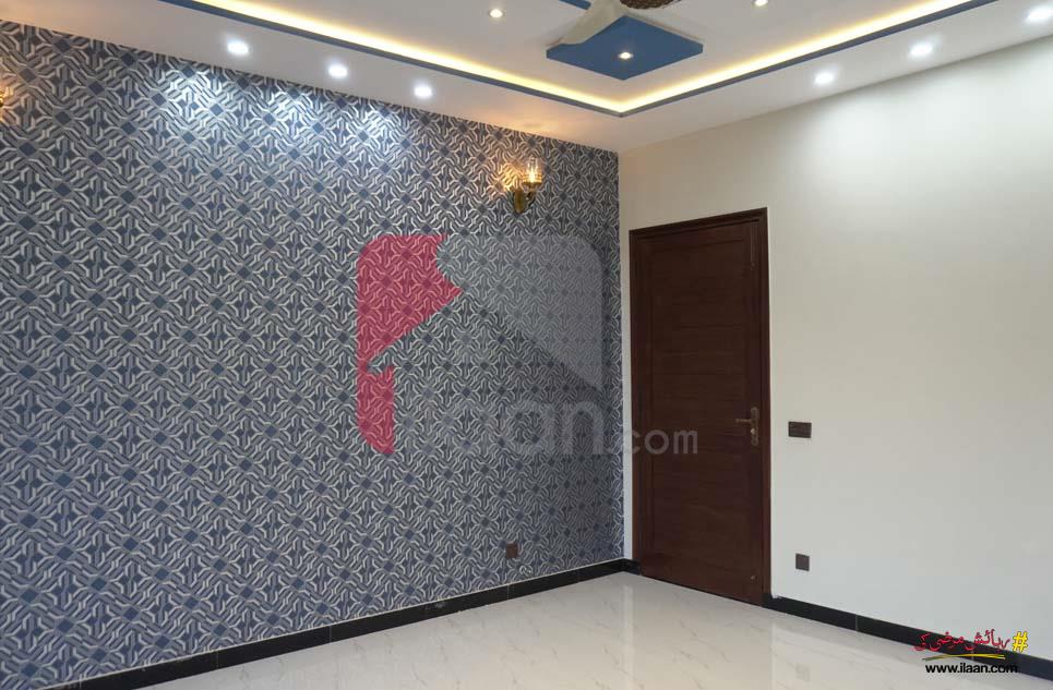 1 Kanal House for Sale in Block D, Phase 1, NFC, Lahore