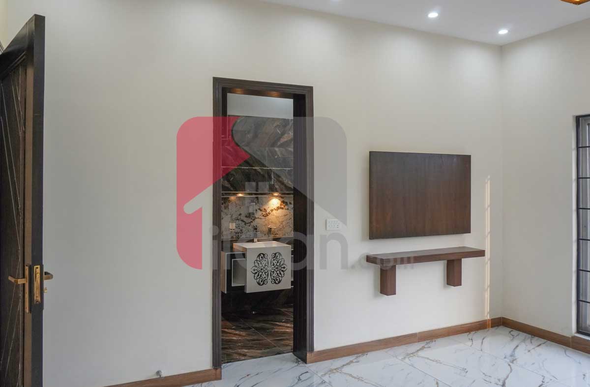 1 Kanal House for Sale in Block E1, Valencia Housing Society, Lahore