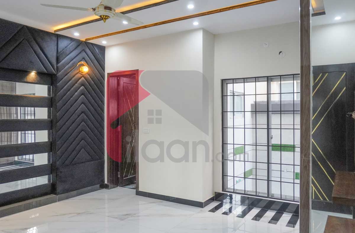 1 Kanal House for Sale in Block E1, Valencia Housing Society, Lahore