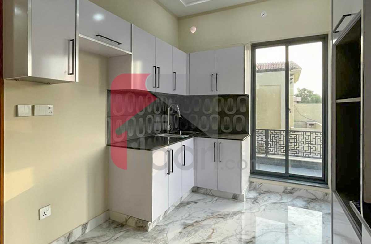 10 Marla House for Sale in Phase 4, DHA Lahore