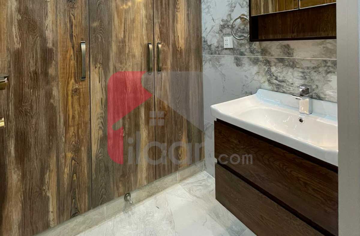 10 Marla House for Sale in Phase 4, DHA Lahore