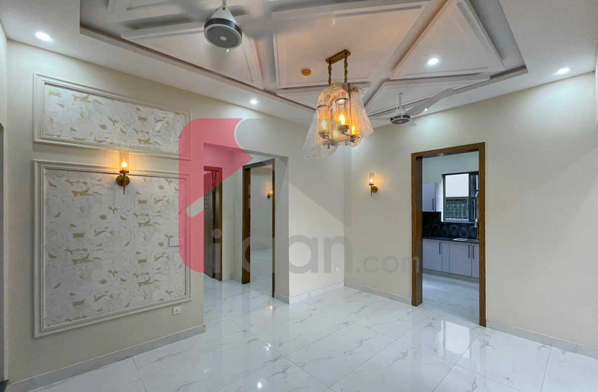 10 Marla House for Sale in Phase 4, DHA Lahore