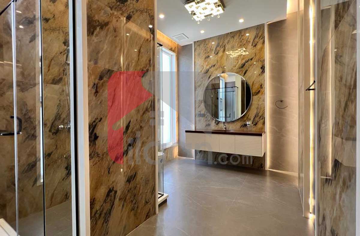 2 Kanal House for Sale in Phase 3, DHA Lahore