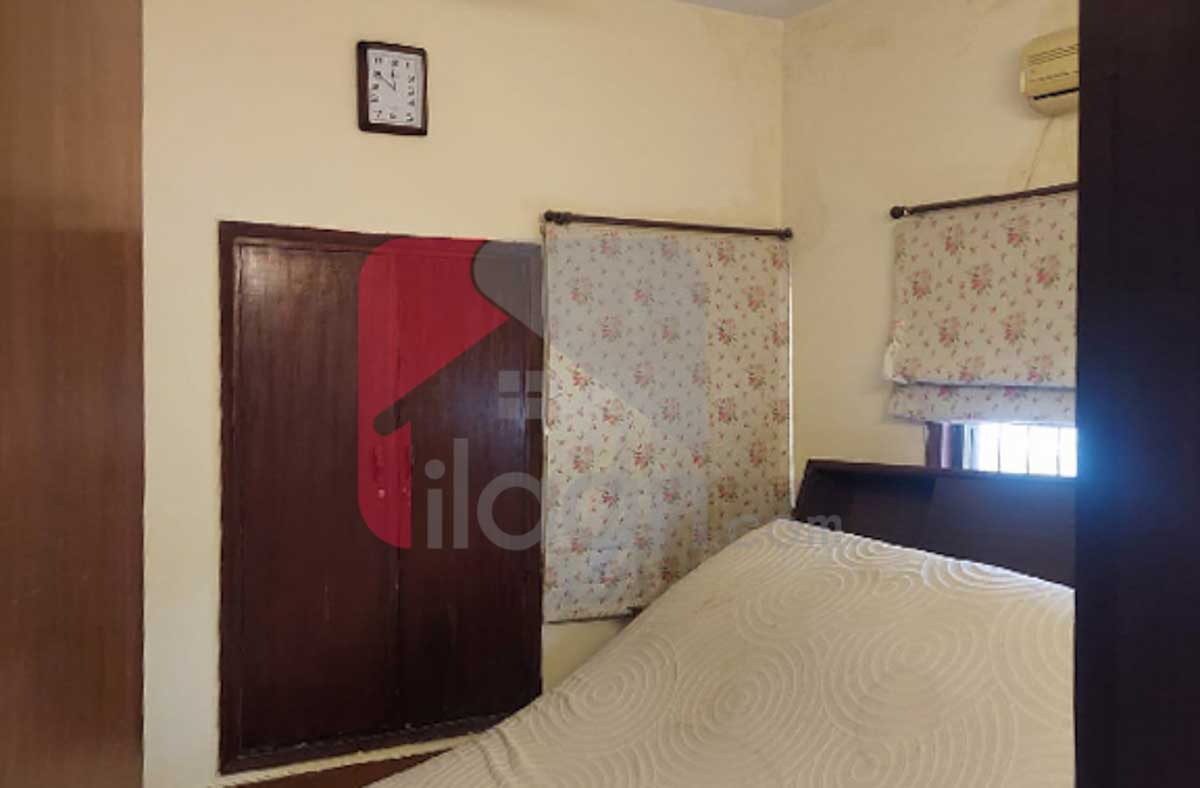 300 Sq.yd House for Rent in Phase 4, DHA Karachi