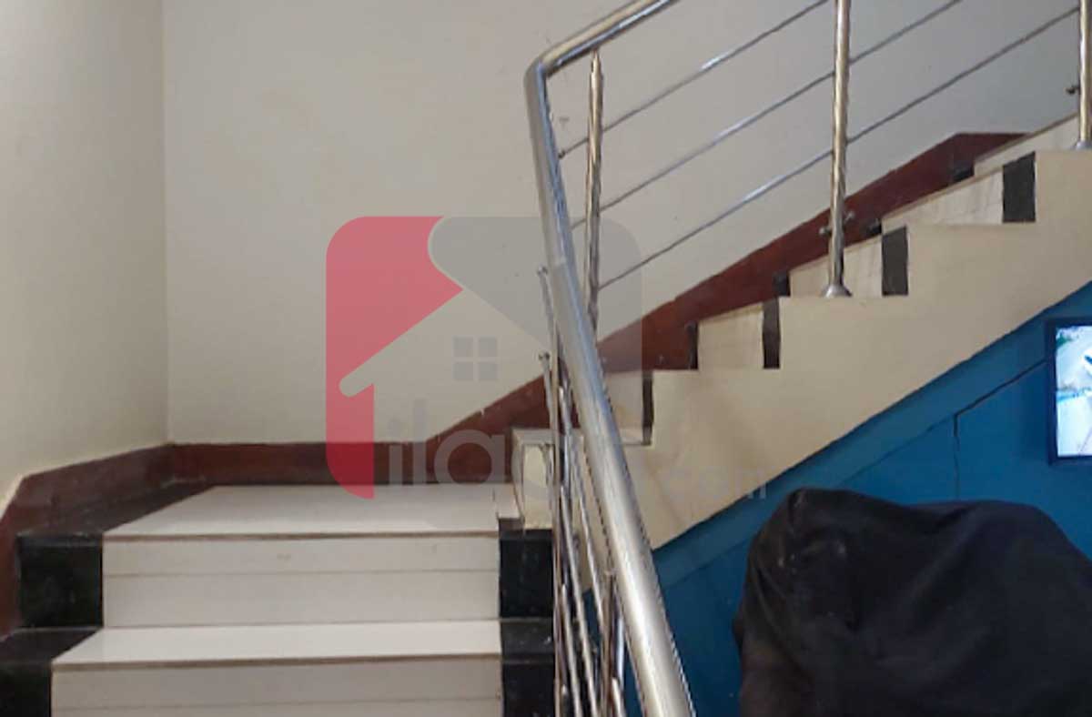300 Sq.yd House for Rent in Phase 4, DHA Karachi