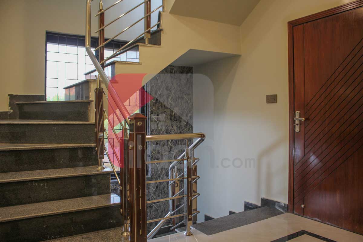 10 Marla House for Sale in Block Central District, Phase 1, Bahria Orchard, Lahore