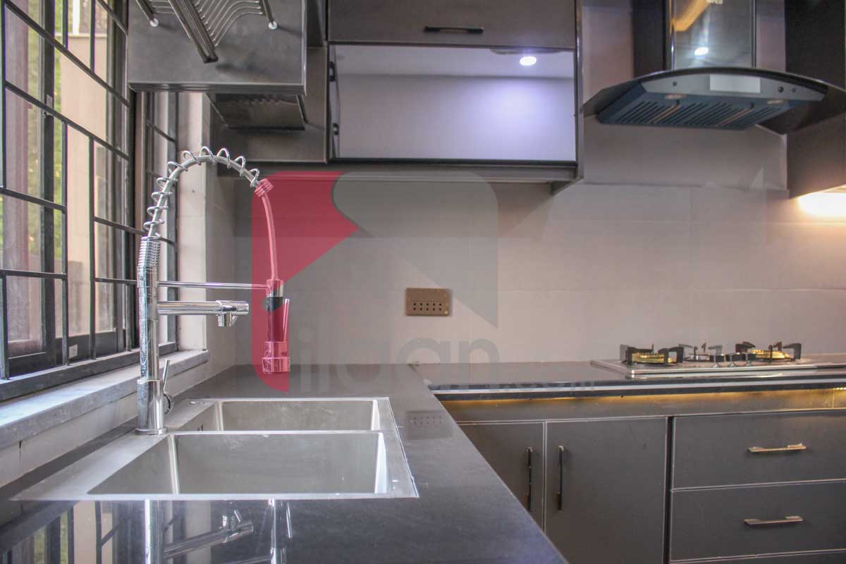 10 Marla House for Sale in Block Central District, Phase 1, Bahria Orchard, Lahore