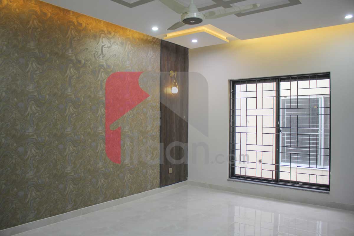 10 Marla House for Sale in Block Central District, Phase 1, Bahria Orchard, Lahore