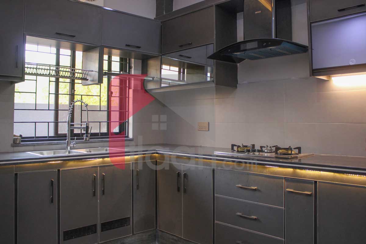 10 Marla House for Sale in Block Central District, Phase 1, Bahria Orchard, Lahore