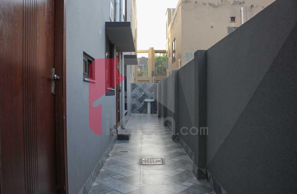 10 Marla House for Sale in Block Central District, Phase 1, Bahria Orchard, Lahore