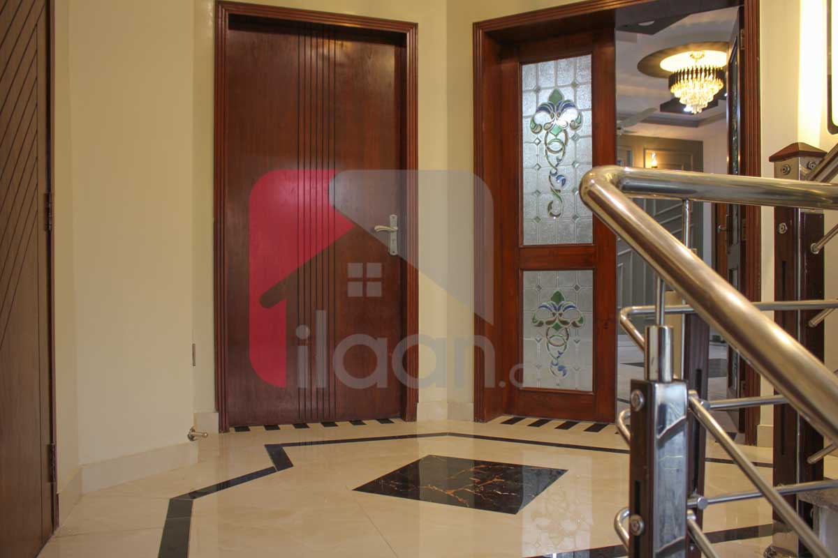 10 Marla House for Sale in Block Central District, Phase 1, Bahria Orchard, Lahore
