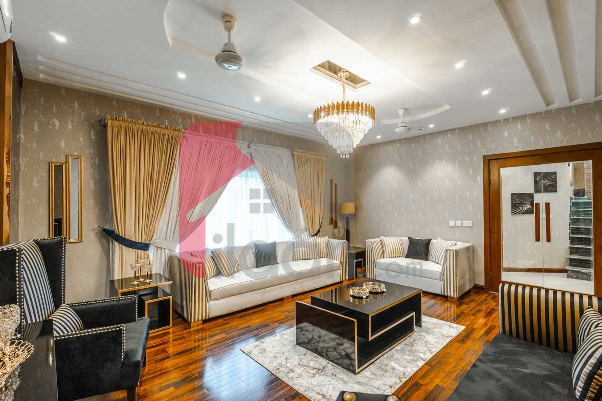1 Kanal House for Sale in Phase 7, DHA Lahore (Furnished)