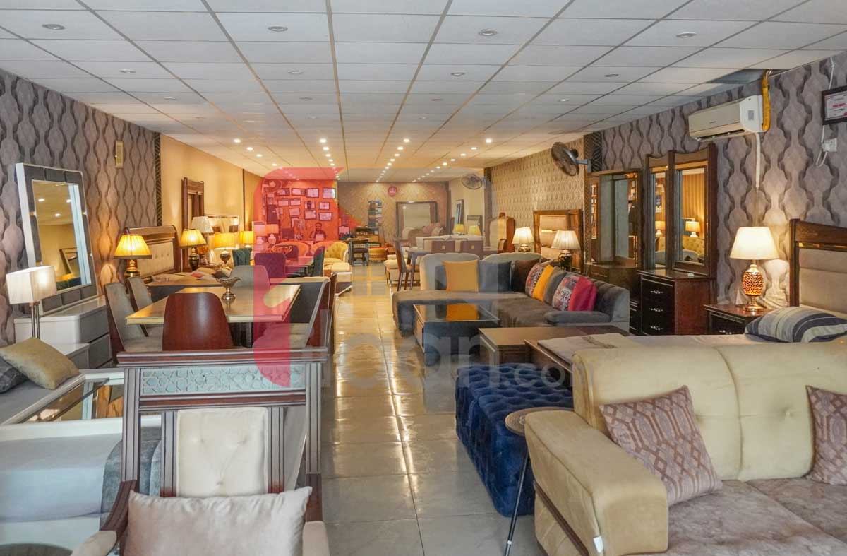 2 Kanal Building for Sale on Main College Road, Block 2, Sector C1, Township, Lahore