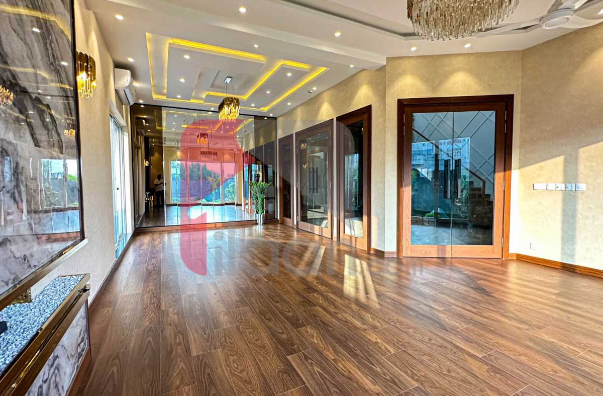 1 Kanal House for Sale in Phase 6, DHA Lahore