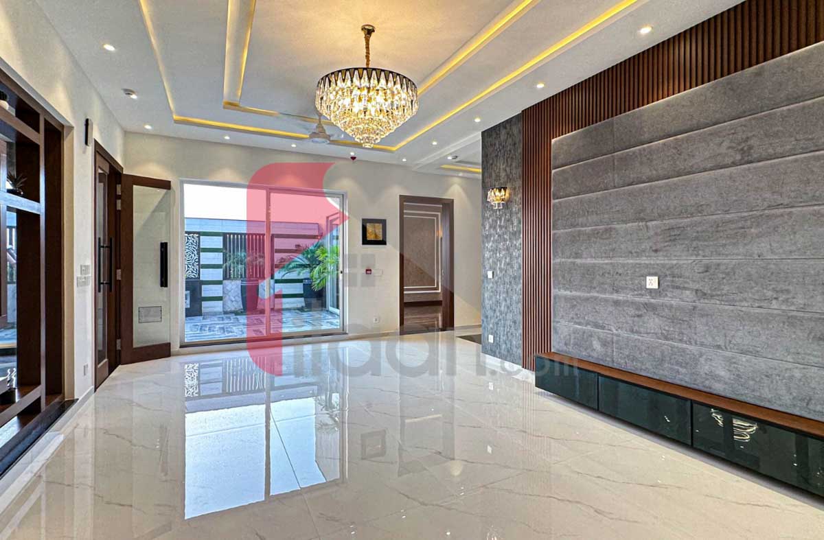 1 Kanal House for Sale in Phase 6, DHA Lahore