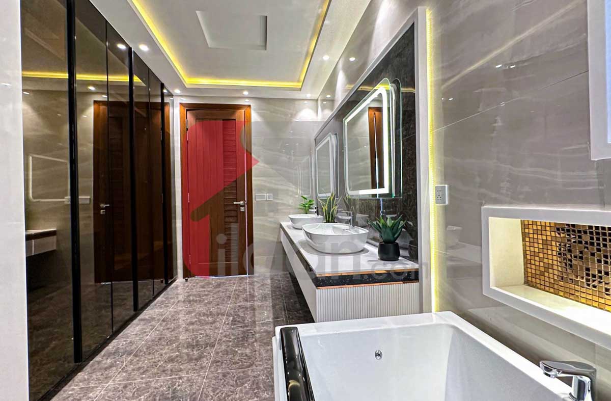 1 Kanal House for Sale in Phase 6, DHA Lahore