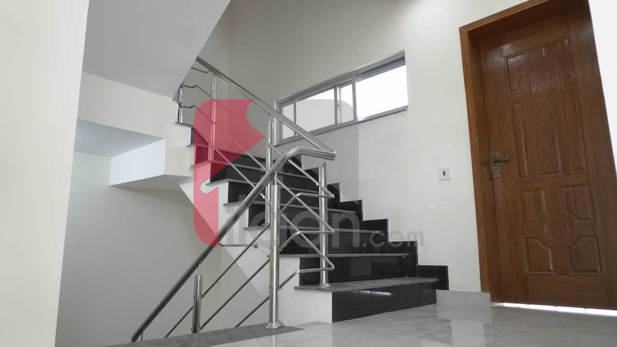 950.15 Sq.Ft Office (Roof Floor) for Rent in KMZ Tower, Bahria Town, Lahore