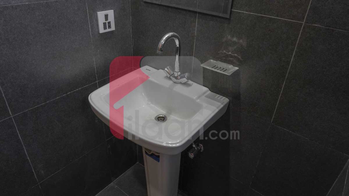 609 Sq.ft Office for Rent (Ground Floor) in KMZ Tower, Bahria Town, Lahore