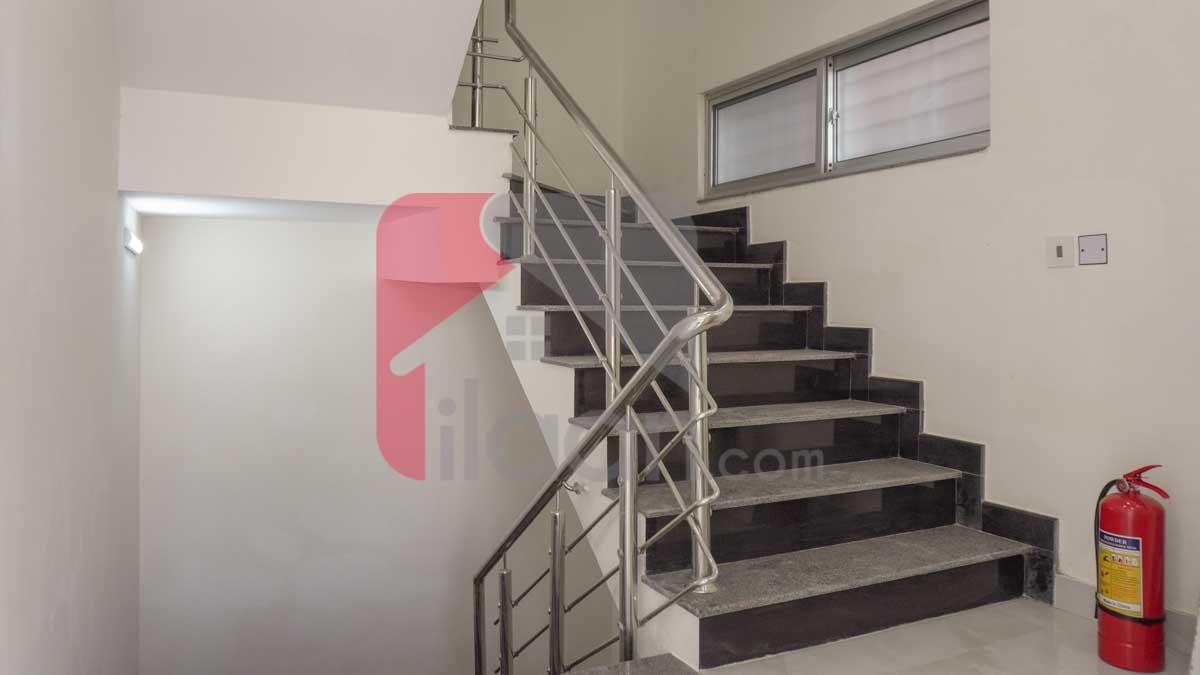 609 Sq.ft Office for Rent (Ground Floor) in KMZ Tower, Bahria Town, Lahore