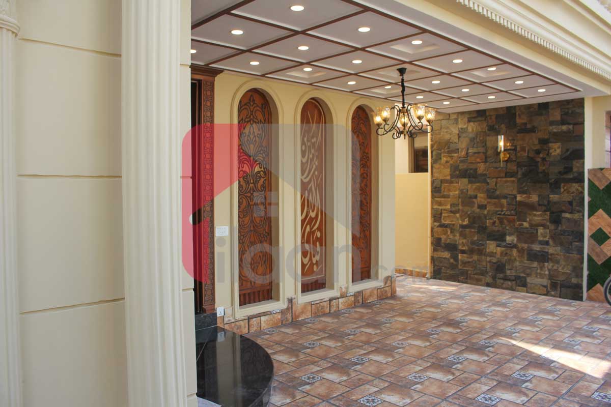 10 Marla House for Sale in Central Block, Phase 1, Bahria Orchard, Lahore