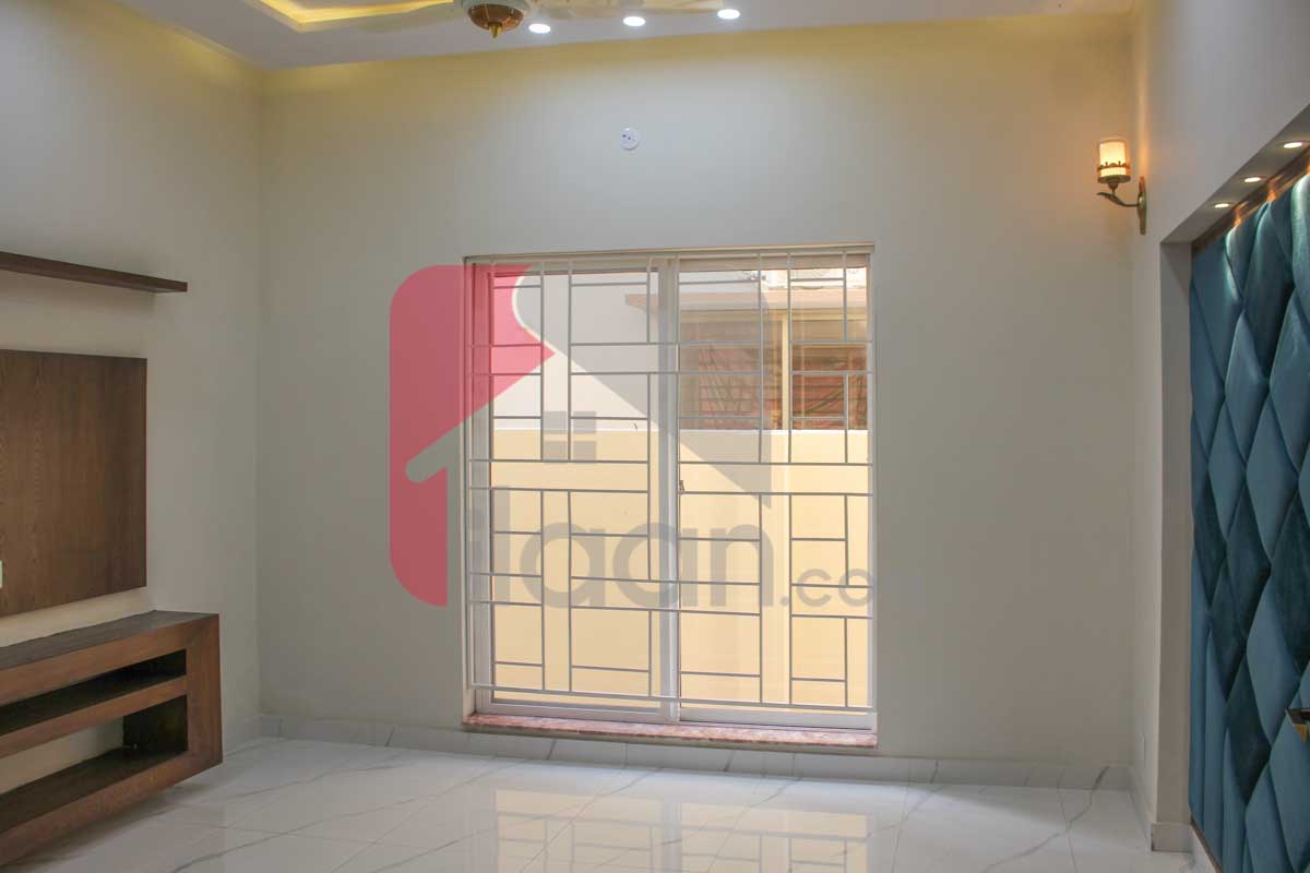 10 Marla House for Sale in Central Block, Phase 1, Bahria Orchard, Lahore