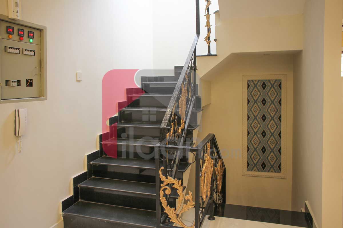 10 Marla House for Sale in Central Block, Phase 1, Bahria Orchard, Lahore