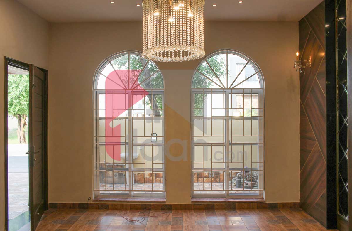 10 Marla House for Sale in Central Block, Phase 1, Bahria Orchard, Lahore
