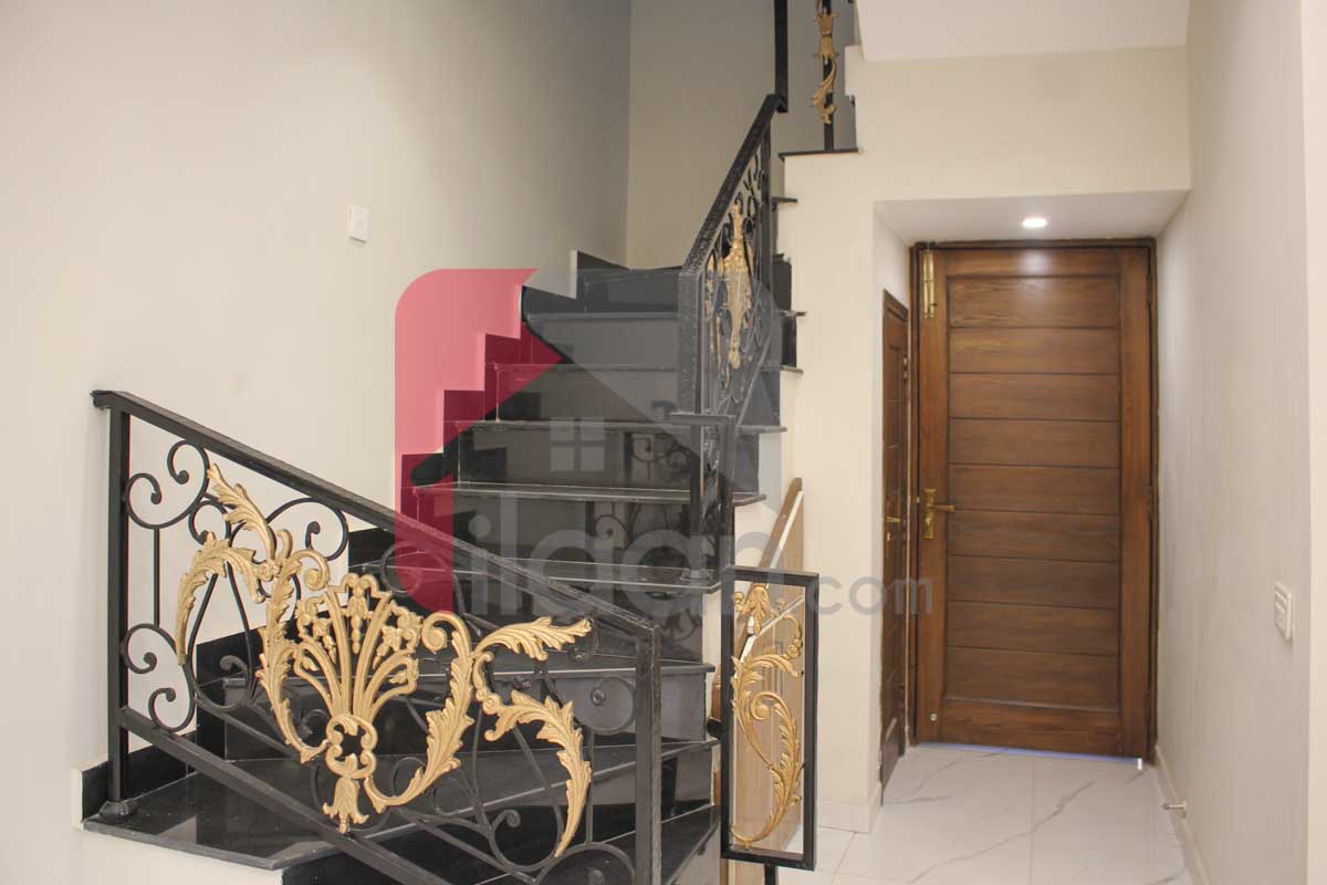 10 Marla House for Sale in Central Block, Phase 1, Bahria Orchard, Lahore