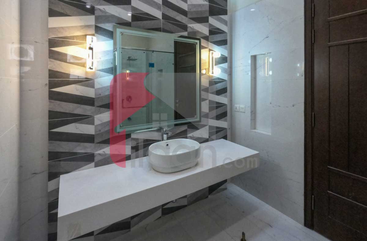 500 Sq.yd House for Sale in Khayaban-e-Faisal, Phase 8, DHA Karachi
