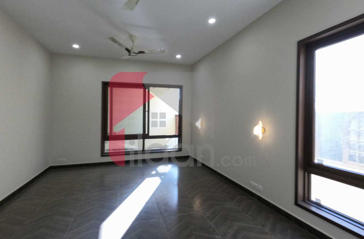 500 Sq.yd House for Sale in Khayaban-e-Faisal, Phase 8, DHA Karachi