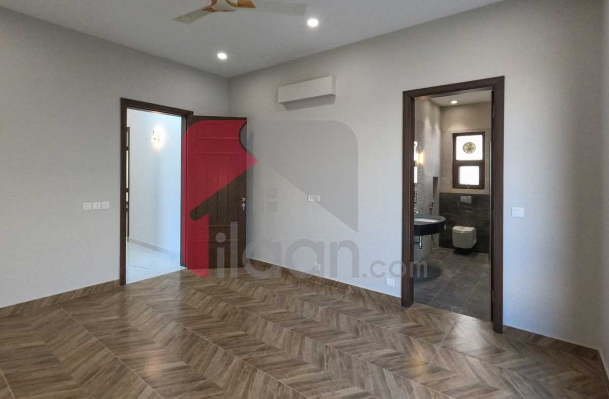 500 Sq.yd House for Sale in Khayaban-e-Faisal, Phase 8, DHA Karachi