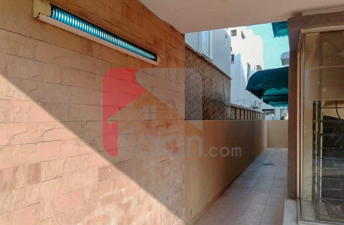 10 Marla House for Sale in Sector B, Bahria Town, Lahore