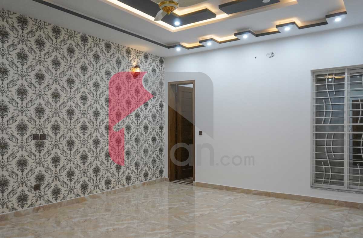 1 Kanal House for Sale in Block E, Phase 2, PGECHS, Lahore