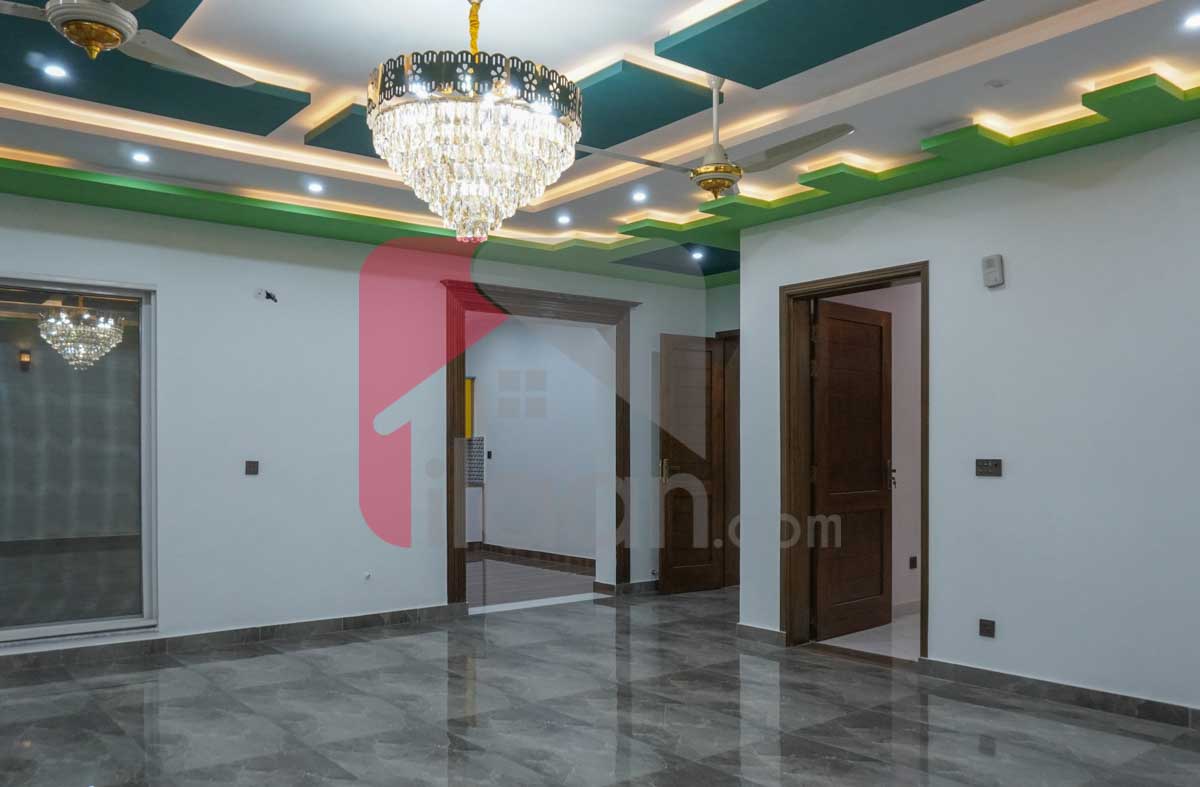 1 Kanal House for Sale in Block E, Phase 2, PGECHS, Lahore