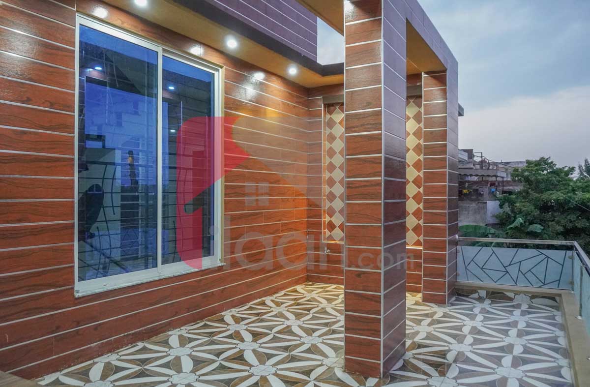 1 Kanal House for Sale in Block E, Phase 2, PGECHS, Lahore