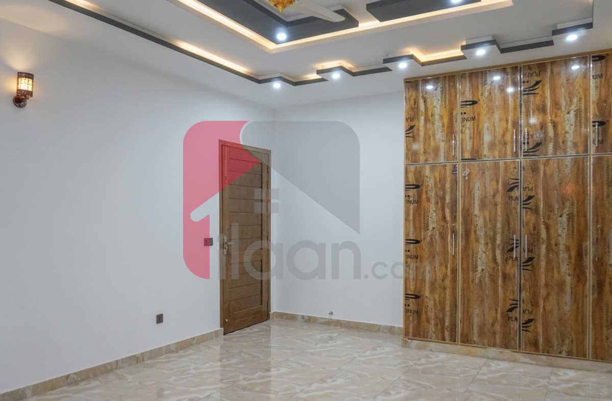 1 Kanal House for Sale in Block E, Phase 2, PGECHS, Lahore