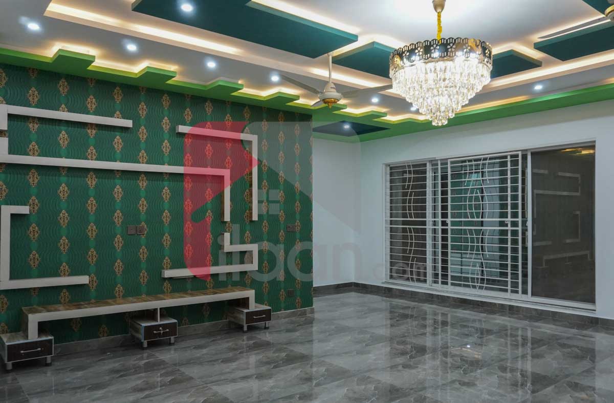 1 Kanal House for Sale in Block E, Phase 2, PGECHS, Lahore