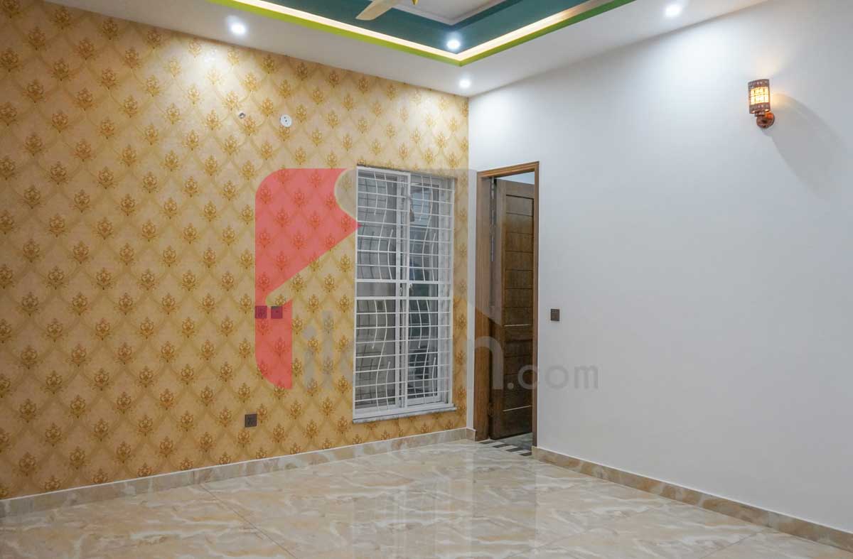 1 Kanal House for Sale in Block E, Phase 2, PGECHS, Lahore