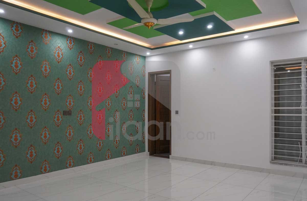 1 Kanal House for Sale in Block E, Phase 2, PGECHS, Lahore