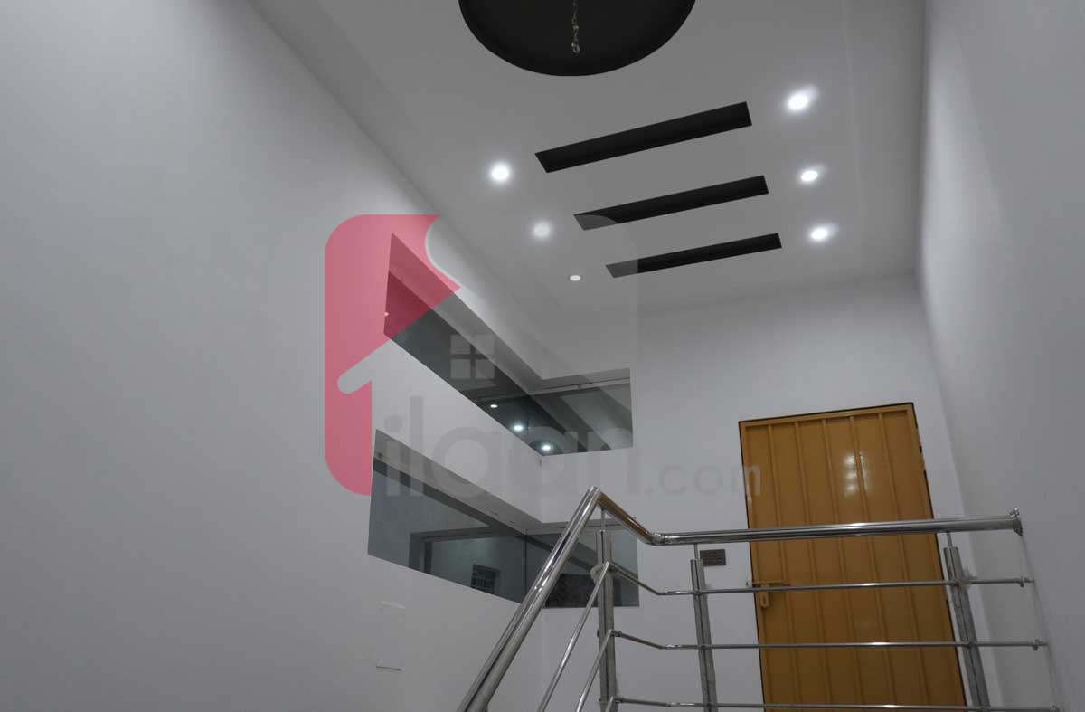 1 Kanal House for Sale in Block E, Phase 2, PGECHS, Lahore