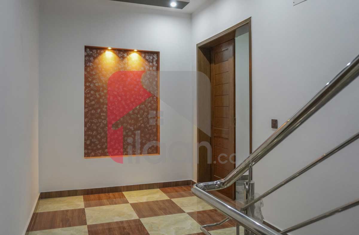 1 Kanal House for Sale in Block E, Phase 2, PGECHS, Lahore