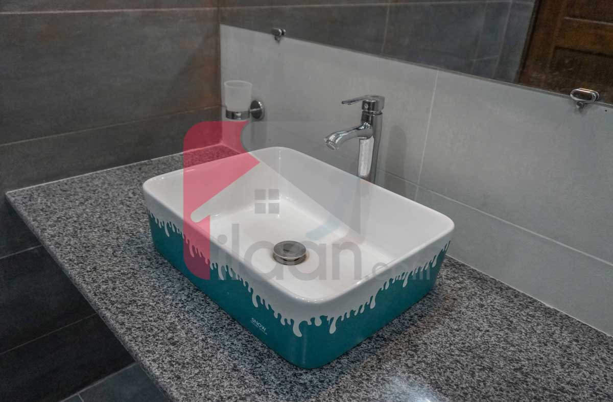 1 Kanal House for Sale in Block E, Phase 2, PGECHS, Lahore