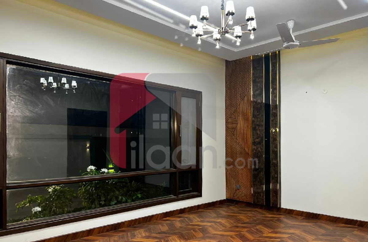 500 Sq.yd House for Sale in Phase 8, DHA Karachi
